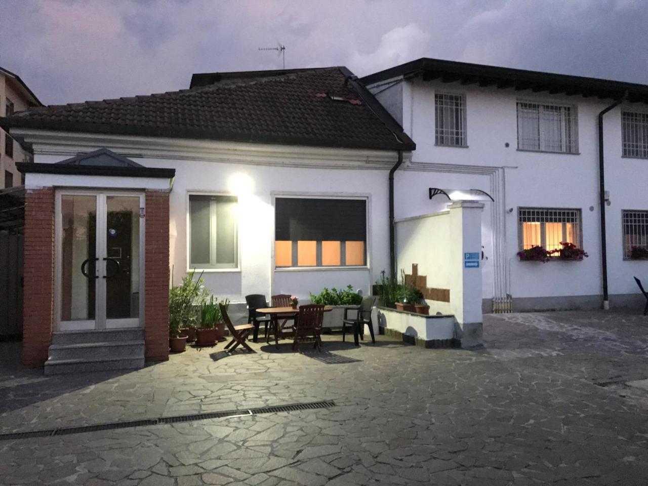 Milano Canal Apartments Exterior photo